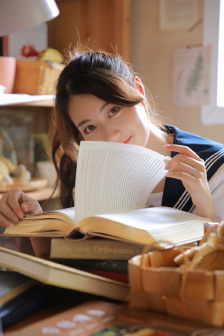 明星专题：裴蓓